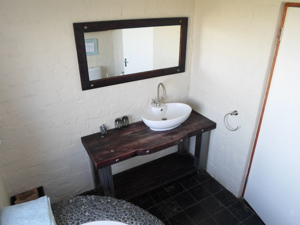 River Crossing Lodge Windhoek Exterior foto